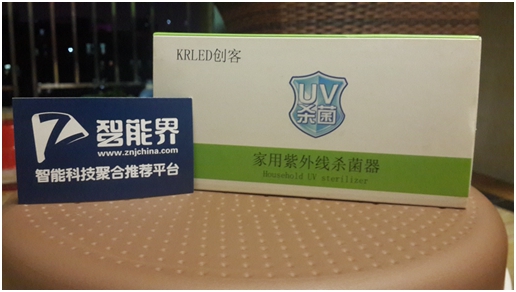 注重牙齒的健康的千萬(wàn)不要忽視牙刷的健康         ——KRLED創(chuàng)客家用紫外線牙刷殺菌器測(cè)評(píng)