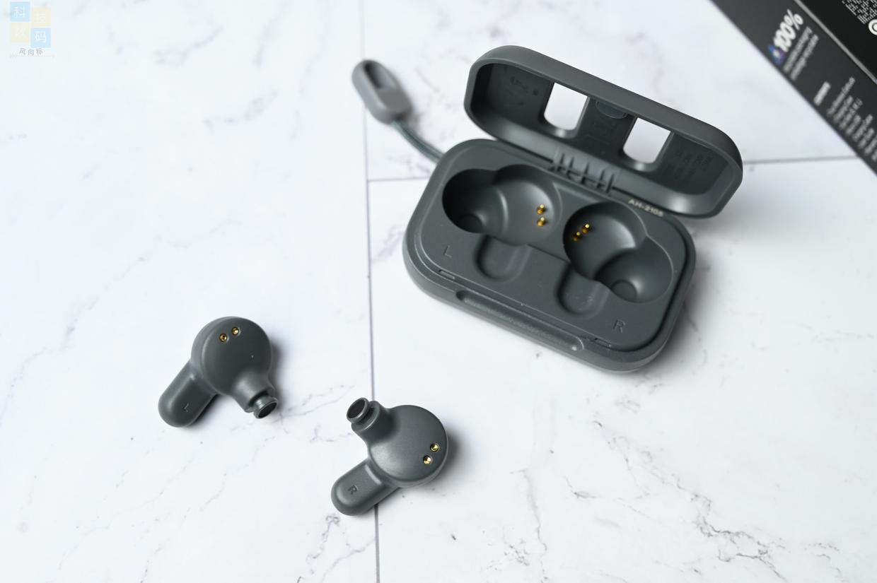 簡約時尚真無線耳機(jī)，伴你輕裝上陣，Skullcandy Dime迷你豆上手