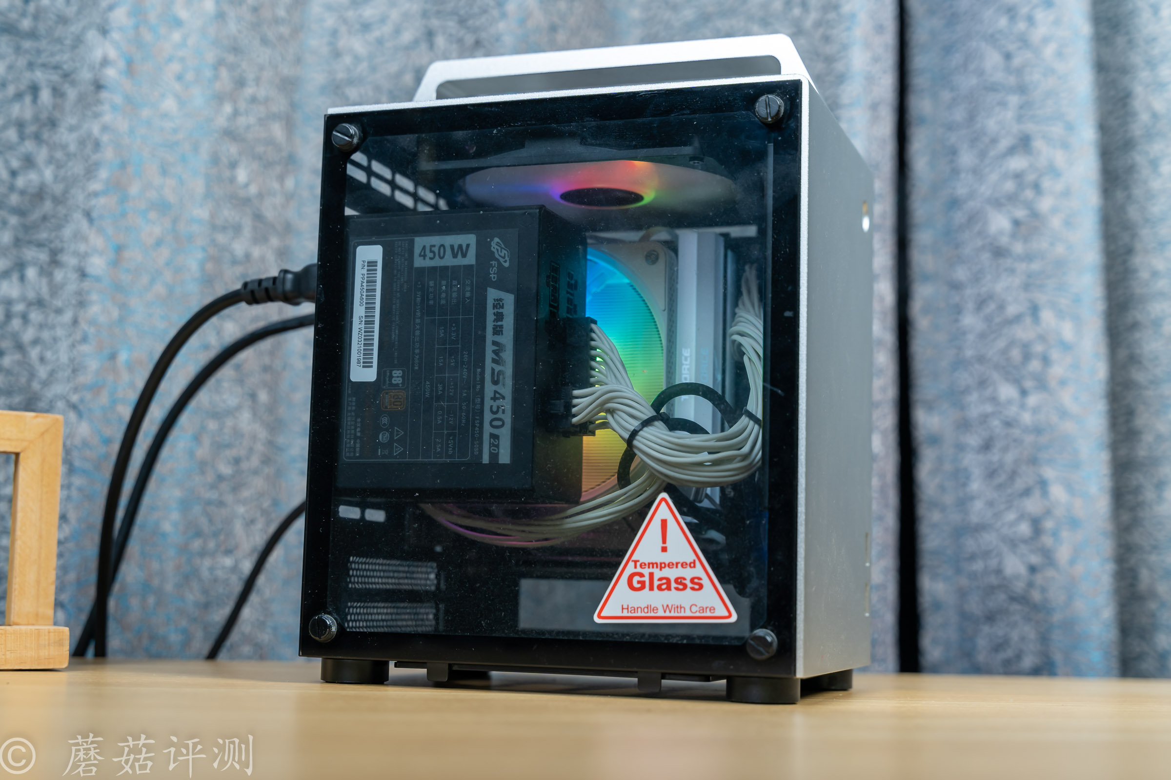 低成本小小的升級(jí)一下核心，又能愉快的玩耍了，小主機(jī)AMD 3400G升級(jí)5700G