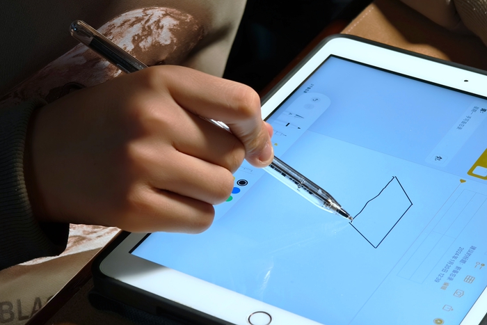 西圣Pencil 2：透明科技，平替Apple Pencil